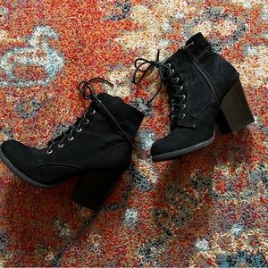 Bamboo Black Tie/Zip Ankle Boot Size 6.5